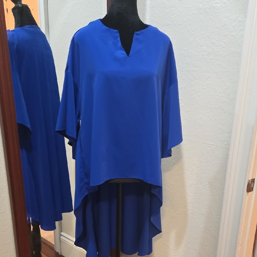 Elegant Blue Women's Top